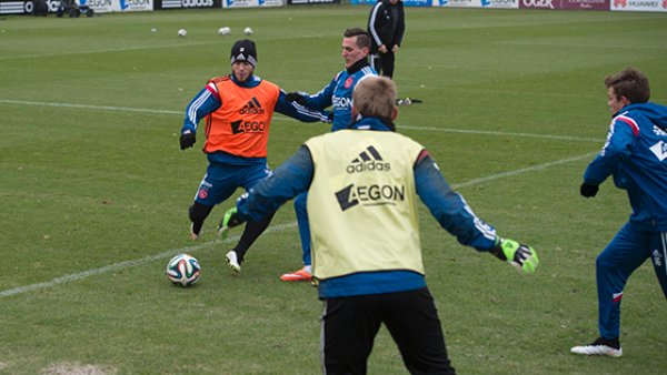 手相持的状 手相持的状