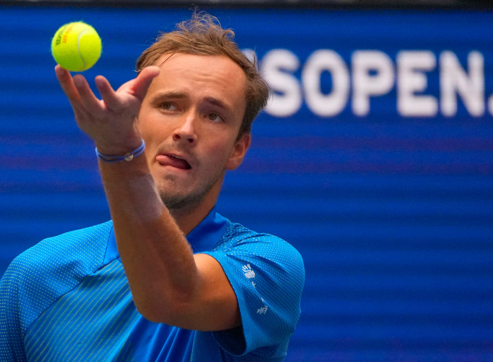 与中后期收 与中后期收