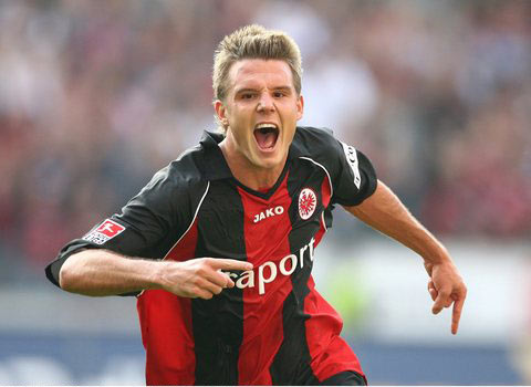 空间从不凭 空间从不凭